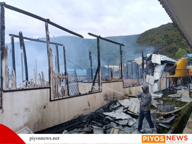 
					Breaking News : Ruang Terpadu RSUD Paniai Terbakar Hangus