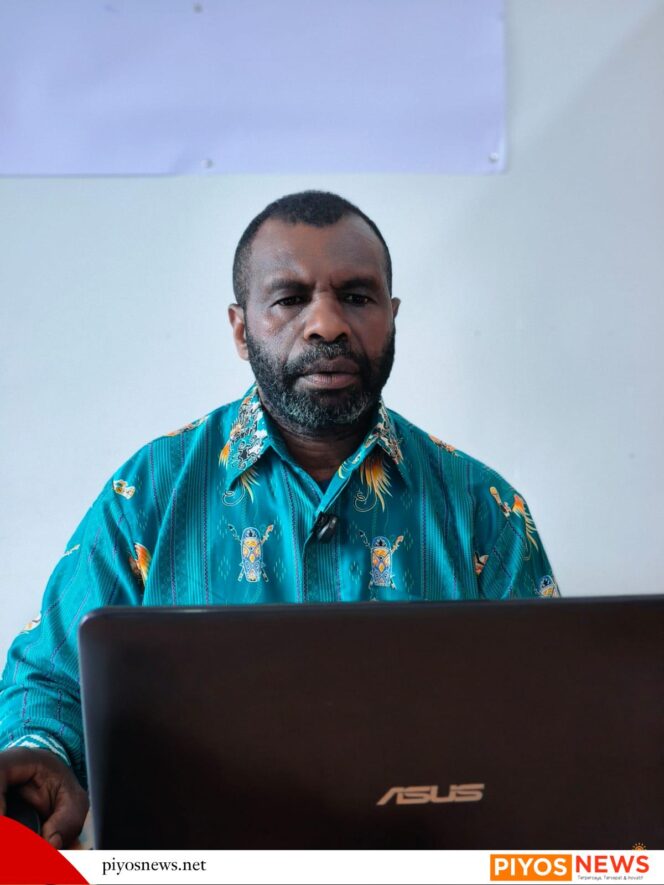 
					Kejar Kepemilikan Dokumen, Dukcapil Deiyai Ajak Masyarakat Rekam e-KTP