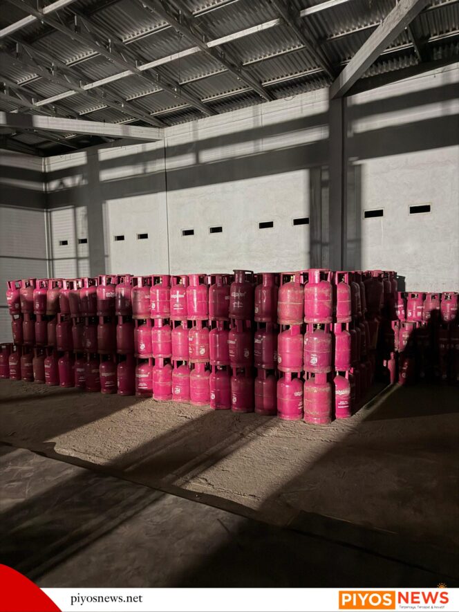 
					4.000 Tabung LPG Tiba, Pertamina Patra Niaga Salurkan ke Agen-Agen di Timika