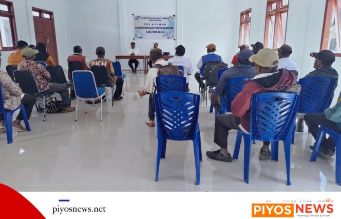
					Pemkab Deiyai Perkuat Validitas Data Kemiskinan melalui Pelatihan DTKS dan PBI