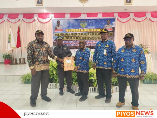 
					Bupati Deiyai Tekankan Perencanaan Berbasis Data dan Program Prioritas dalam Musrenbang RKPD 2027