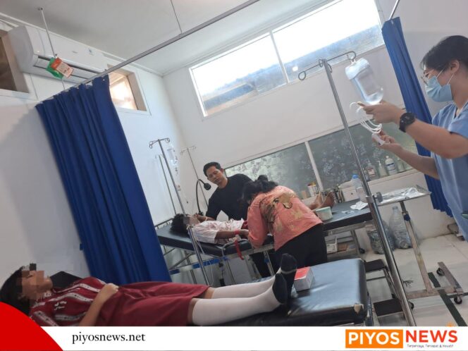 
					Tujuh Siswa Alami Gejala Usai Konsumsi MBG, BGN Sebut Alergi Udara