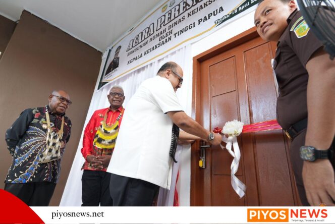 
					Pemkab Mimika Resmikan Dua Rumah Dinas Kejari, Nilai Proyek Rp1,5 Miliar