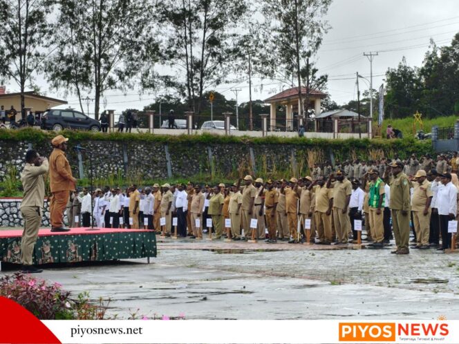 
					Apel Gabungan, Bupati Melkianus Tegaskan Kembali Soal Disiplin Kinerja dan Tunjangan ASN 