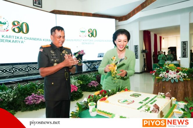 
					Syukuran HUT ke-80 Persit KCK, Persit Menjadi Kekuatan Moral Yang Tak Terpisahkan Dari Kehidupan Prajurit