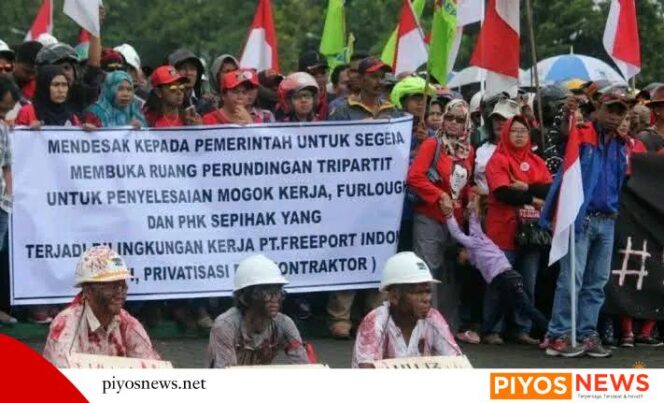 
					9 Tahun Mogok Kerja, 8.300 Buruh Freeport Desak Presiden Segera Turun Tangan