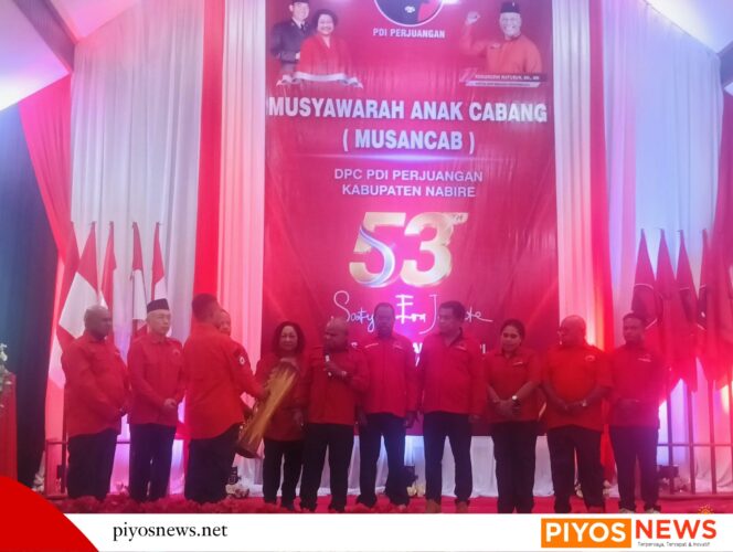 
					Yuni Wonda Tegaskan Konsolidasi PAC PDI Perjuangan Nabire untuk Menang 2029