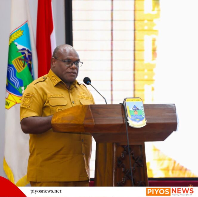 
					Gubernur Papua Tengah Tegaskan Komitmen Tata Kelola Bersih Saat Penandatanganan MoU dengan Kejati Papua