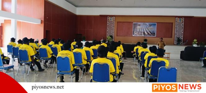 
					Plt. Kabag Tapem Deiyai Tekankan Prinsip Kerja dan Disiplin Sat Pol PP
