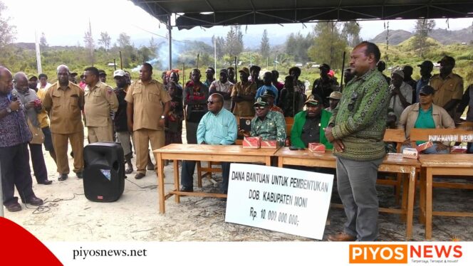 
					Masyarakat Paniai Berdomisili Mimika Mendukung Daerah Otonom Kabupaten Moni, Mengecam Aksi Protes