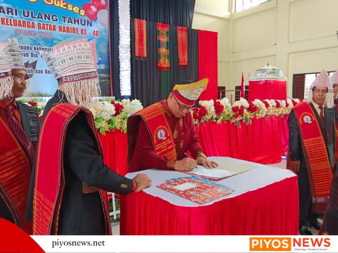 
					Wabup Nabire Apresiasi Peran PKBN, Sebut Kontribusi Etnis Batak Sangat Besar