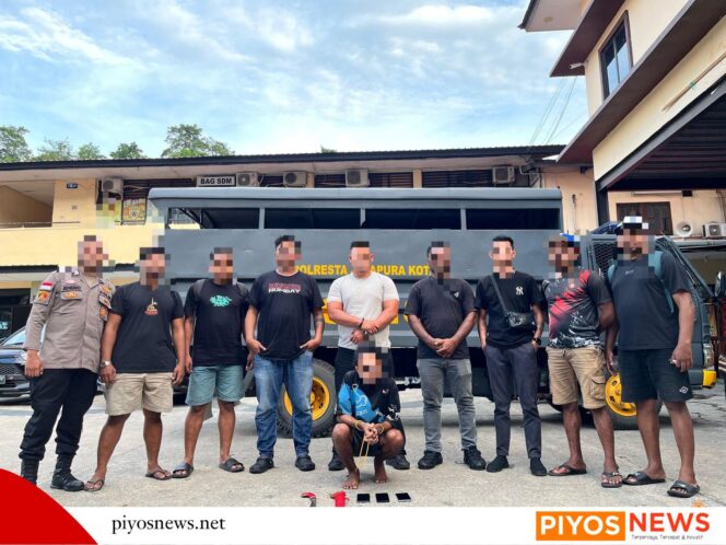 
					Hari Kedua Operasi Sikat Cartenz 2026: Polda Papua Tancap Gas Bongkar Jaringan Curanmor Hingga Penjarahan Gudang Distrik