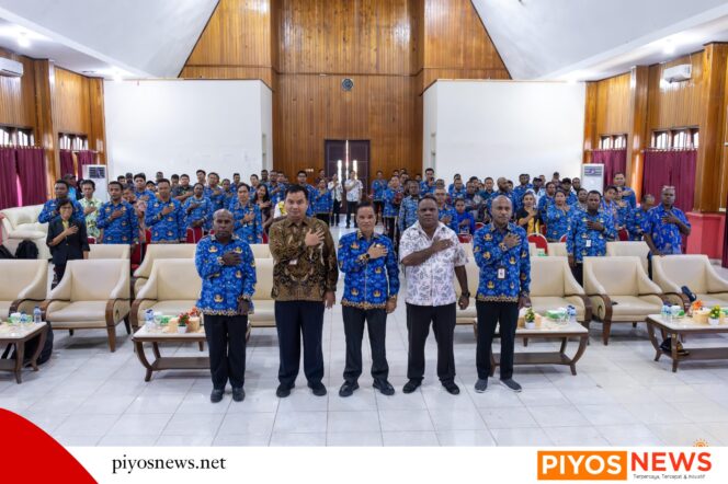 
					Gubernur Papua Tengah Ajak OPD Bangun Budaya Kerja Kreatif dan Adaptif