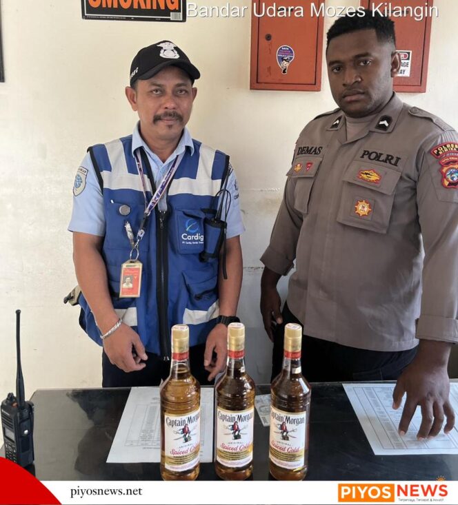 
					Modus Lewat Kargo Udara, Penyelundupan Miras ke Ilaga Digagalkan di Bandara Mozes Kilangin