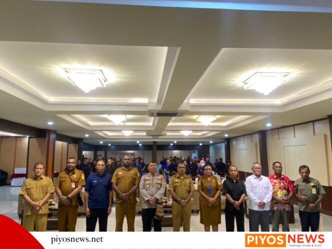 
					Kesbangpol Mimika Sosialisasikan Penguatan Wawasan Kebangsaan dan Bela Negara di Timika