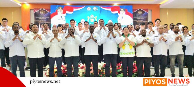 
					Putra Asli Kamoro Pimpin KADIN Mimika, Soter Potowapea Resmi Dilantik Periode 2026–2031