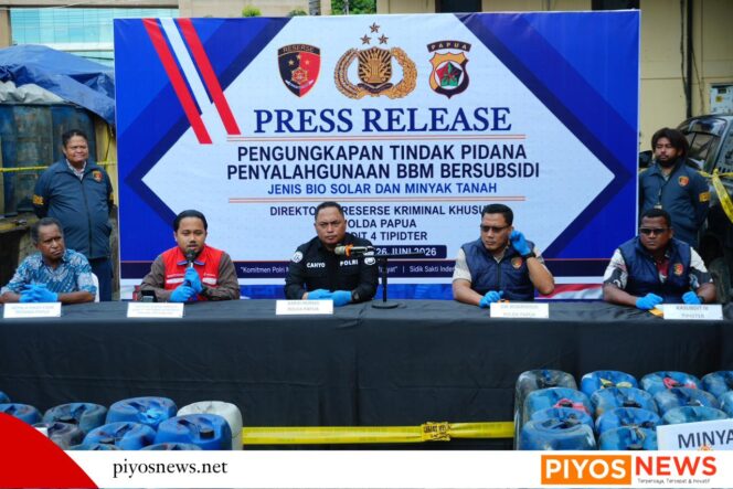 
					Polda Papua Ungkap Dua Kasus Penyalahgunaan BBM Bersubsidi, Ribuan Liter Disita