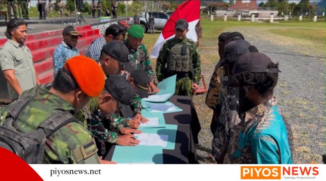 
					5 Anggota OPM Mewuluk Kodam XXVIII Nyatakan Ikrar Setia kepada NKRI 