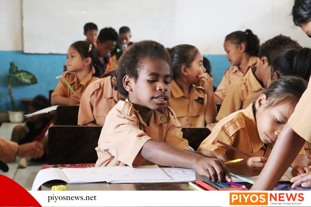 PT BCA Boosts Student Motivation with Religious Themed Event 2 (1)