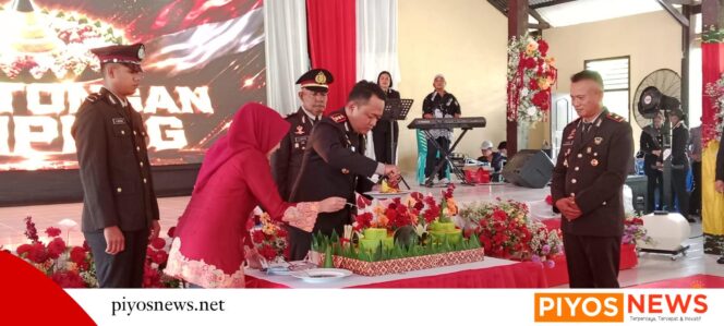 
					Syukuran HUT Bhayangkara ke-80, Kapolda Papua Tengah Ingatkan Pentingnya Integritas Polri