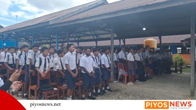 
					MPLS SMK Negeri 2 Teknologi dan Rekayasa Nabire Resmi Dibuka, 480 Siswa Baru Siap Tempuh Pendidikan Vokasi