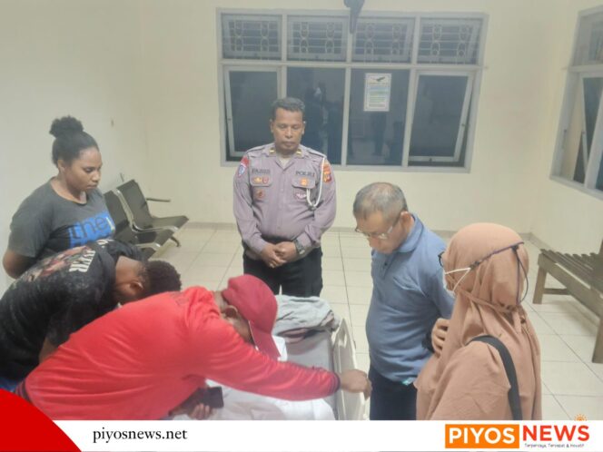 
					Kecelakaan di Jalan Poros Mapurujaya Diduga Akibat Pengendara Keluar Jalur, Satu Orang Meninggal Dunia