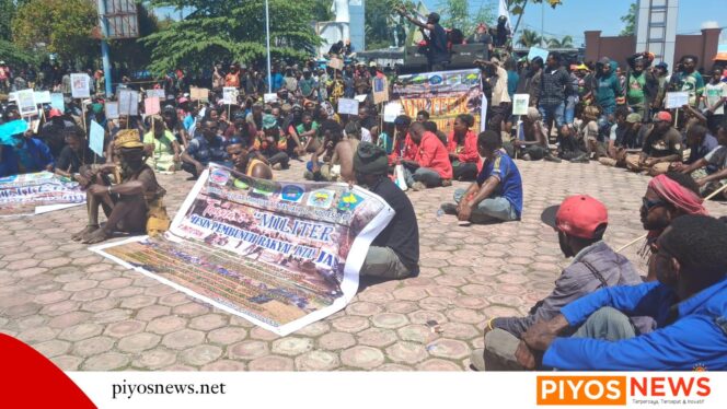 
					Mahasiswa Intan Jaya Gelar Aksi Damai di DPR Papua Tengah, Desak Gubernur dan Ketua MRP Temui Massa