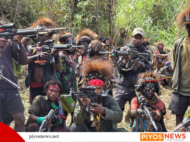 
					TPNPB Klaim Gelar Upacara Militer dan Serahkan Senjata Rampasan kepada Egianus Kogoya