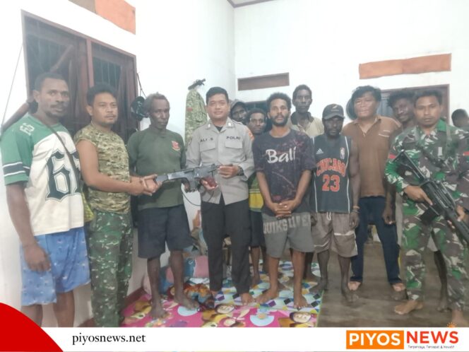 
					Warga Kapiraya Serahkan Senjata Api Rakitan, Polres Mimika Apresiasi Partisipasi Masyarakat