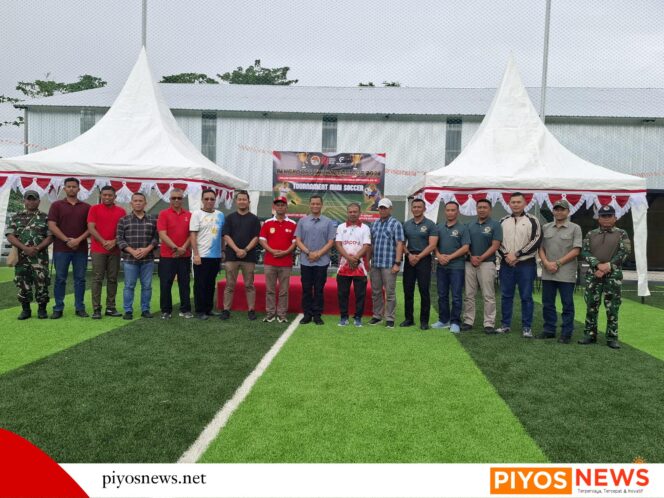 
					Sambut HUT RI ke-81, Pangkoops TNI Habema Gelar Turnamen Mini Soccer di Timika