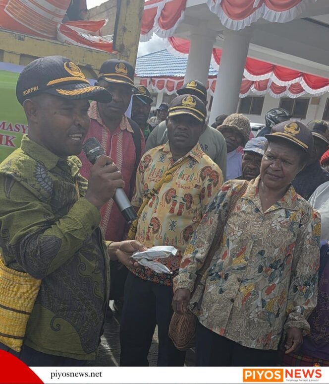 
					Kepala Dinas Pertanian Deiyai Dorong Warga Kembangkan Ternak Babi untuk Perkuat Ekonomi Keluarga