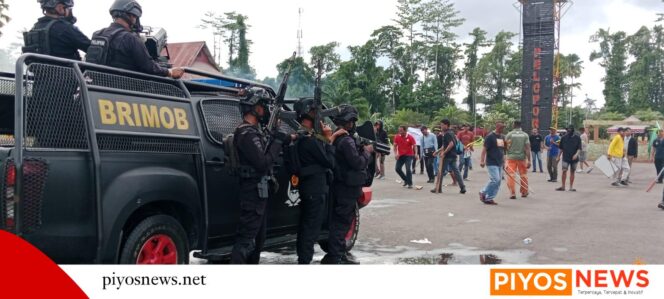 
					Siaga Setiap Saat, Polda Papua Tengah Simulasikan Penanganan Unjuk Rasa Berujung Ricuh