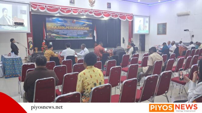 
					DPR Papua Tengah Kaji Enam Raperdasi, Fokus Perlindungan Masyarakat Adat hingga Ketenagakerjaan