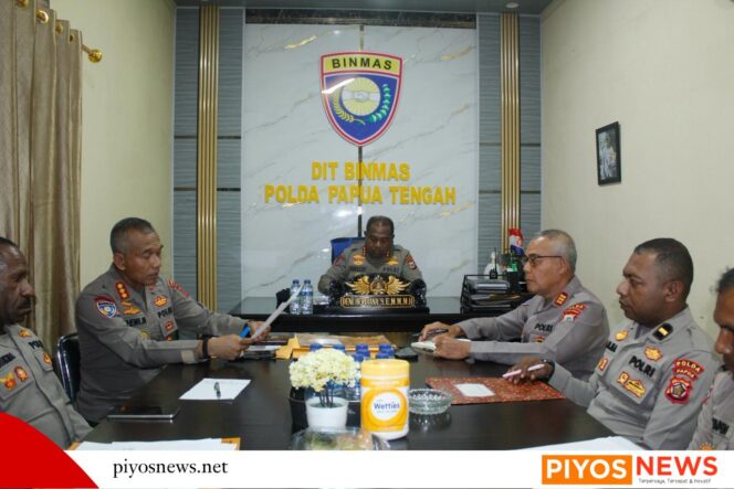 
					Wakapolda Papua Tengah Tegaskan Bhabinkamtibmas Harus Jadi Problem Solver di Tengah Masyarakat