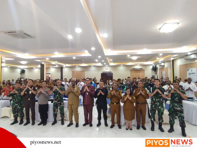 
					Bupati Mimika Tekankan Profesionalisme Protokol, Jangan Sampai Salah Koordinasi