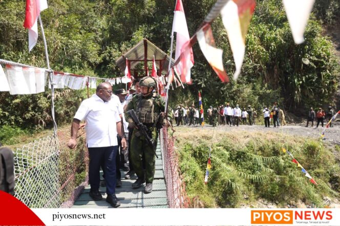 
					Waket II : Jalan dan Jembatan Dibutuhkan untuk Buka Akses Masyarakat Intan Jaya