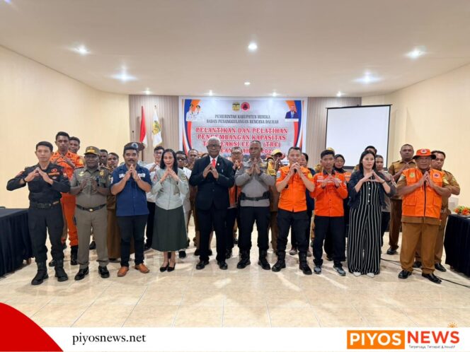 
					Pemkab Mimika Bentuk dan Lantik TRC Bencana 2026, Rettob Tekankan Sinergi Lintas Sektor