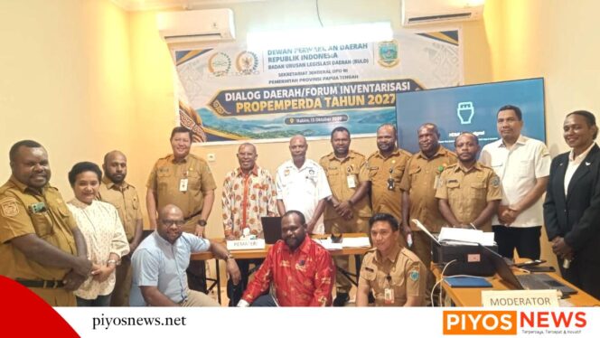 
					Foto bersama pada saat Dialog Daerah/Forum Inventarisasi Propemperda tahun 2027, Nabire 13 Oktober 2026