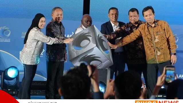 Menteri HAM Natalius Pigai membuka Musrenbang HAM 2026 pada Rabu (21/10). Foto: Kementerian HAM