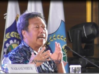 Agus Sumule - Universitas Papua