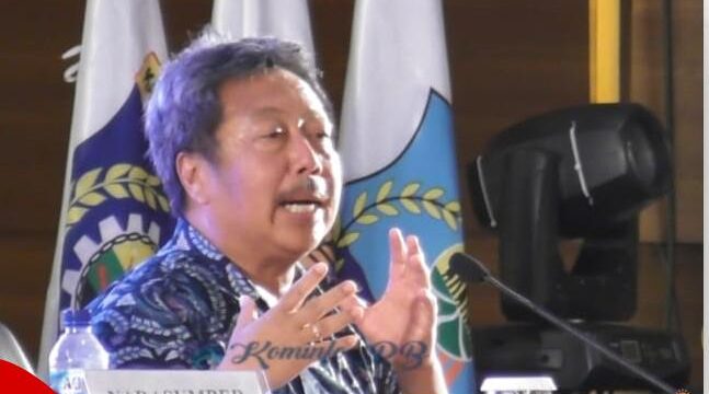 Agus Sumule - Universitas Papua